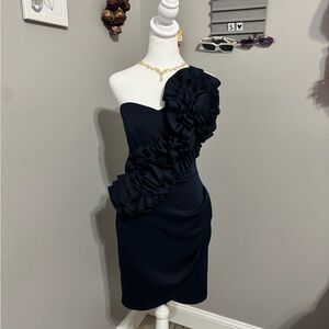 Elegant Black One-Shoulder Dress